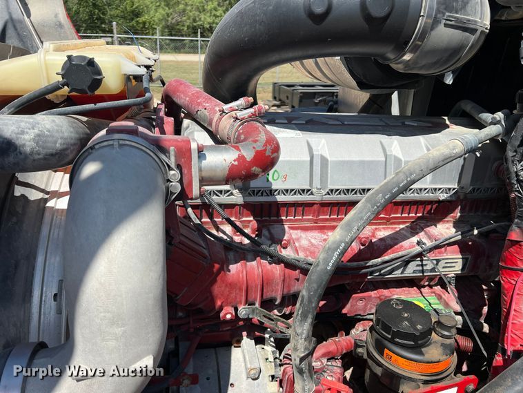 image for item DN3095 2015 Mack CXU  semi truck