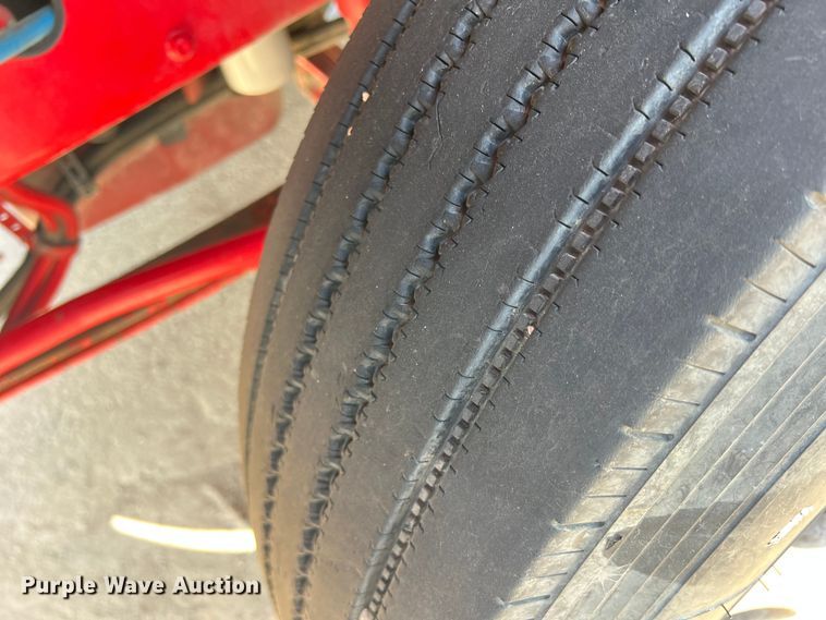 image for item DN3095 2015 Mack CXU  semi truck