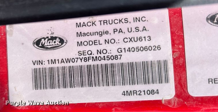 image for item DN3095 2015 Mack CXU  semi truck