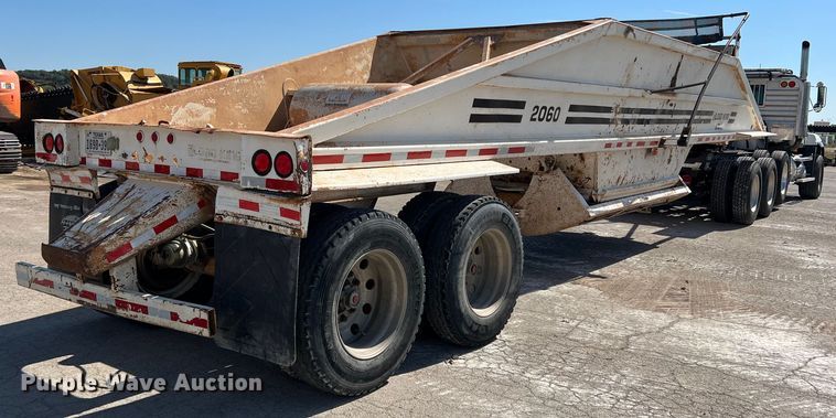 image for item DN3097 2000 Load King  bottom dump trailer