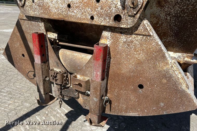 image for item DN3097 2000 Load King  bottom dump trailer