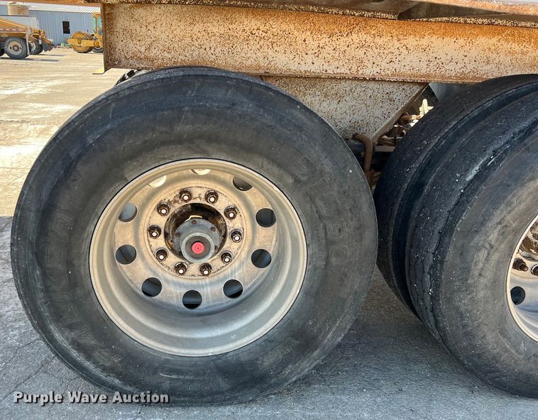 image for item DN3097 2000 Load King  bottom dump trailer