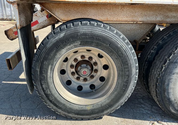 image for item DN3097 2000 Load King  bottom dump trailer