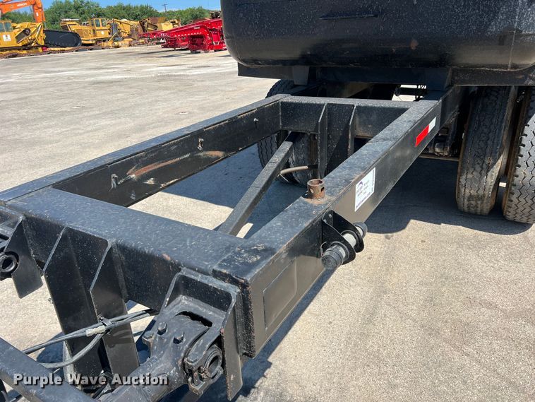 image for item DN3098 2000 Clement  end dump pup trailer
