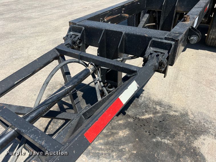 image for item DN3098 2000 Clement  end dump pup trailer