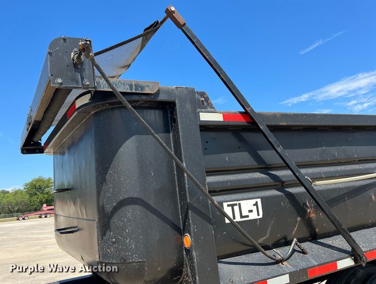 image for item DN3098 2000 Clement  end dump pup trailer