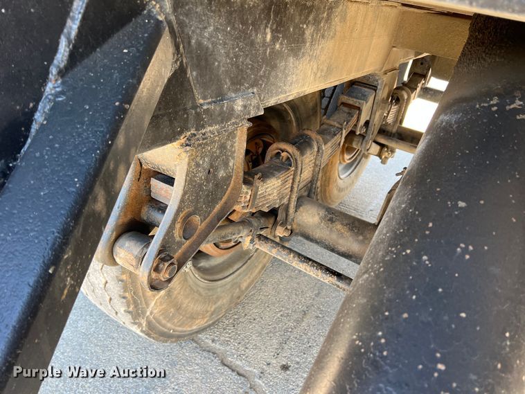 image for item DN3098 2000 Clement  end dump pup trailer