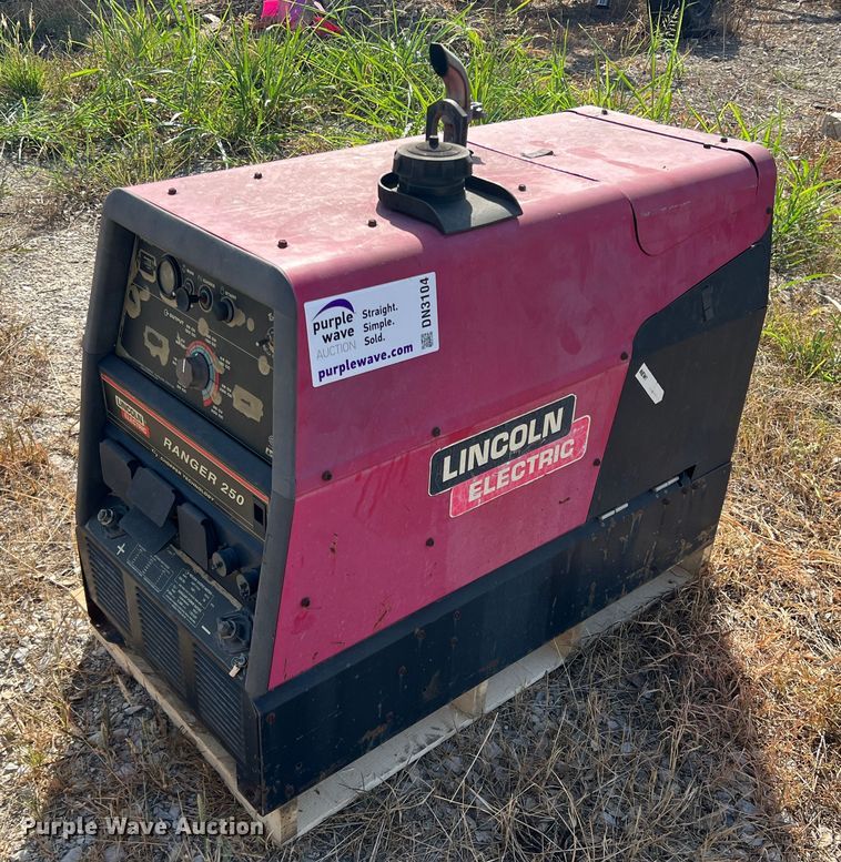 image for item DN3104 Lincoln Ranger 250  welder/generator