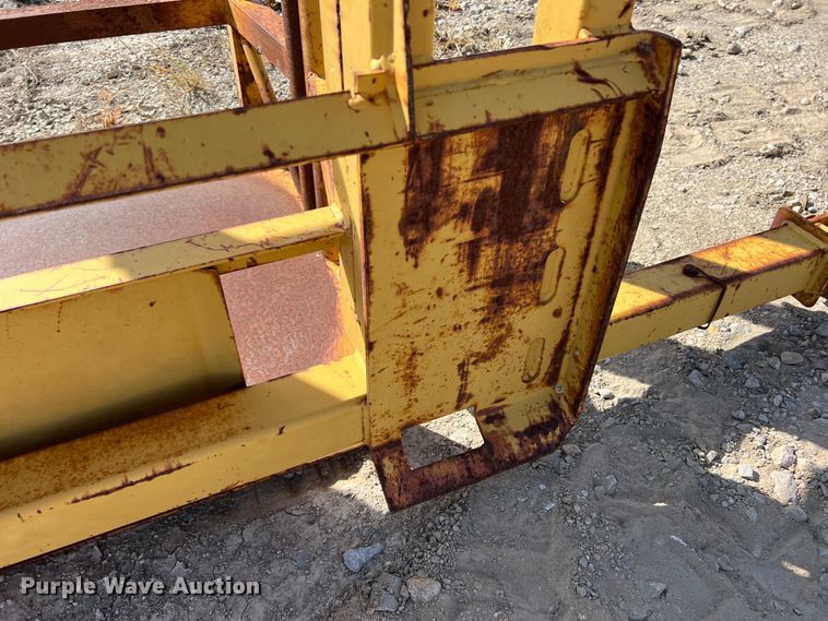 image for item DN3108 2008 Installink JR 1000  chain link fence dispenser