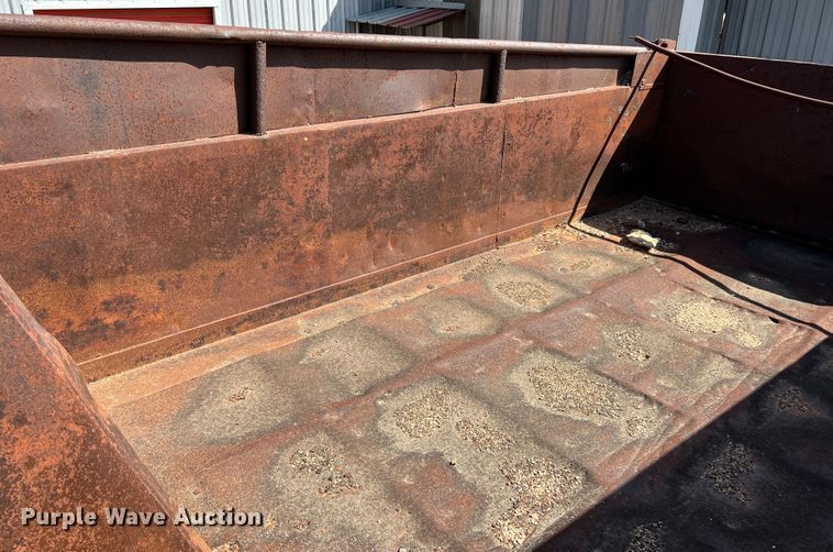 image for item DN3110 1994 Freightliner  dump truck