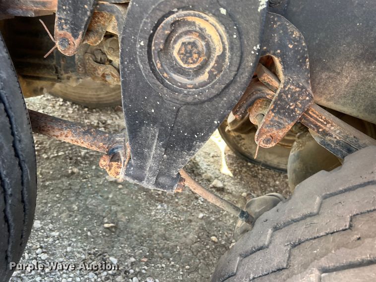 image for item DN3110 1994 Freightliner  dump truck