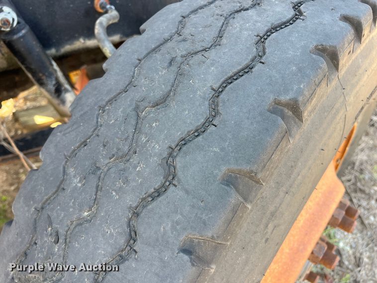 image for item DN3110 1994 Freightliner  dump truck