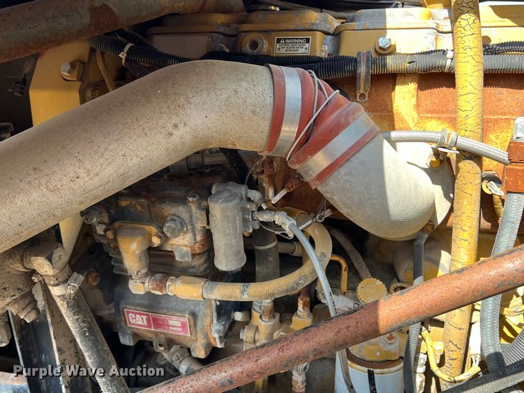 image for item DN3112 1994 Freightliner FLD  truck cab and chassis