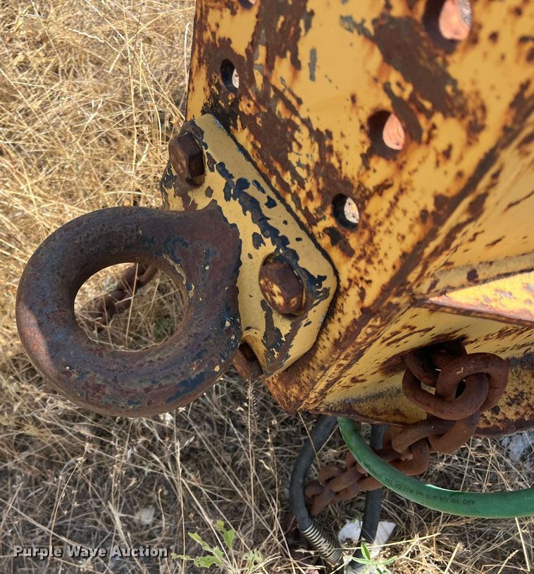 image for item DN3113 1999 Belshe FB-30  equipment trailer