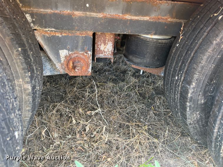 image for item DN3113 1999 Belshe FB-30  equipment trailer