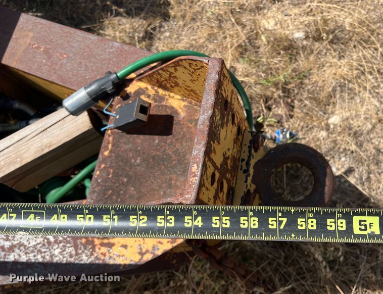 image for item DN3113 1999 Belshe FB-30  equipment trailer