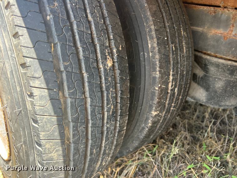 image for item DN3113 1999 Belshe FB-30  equipment trailer