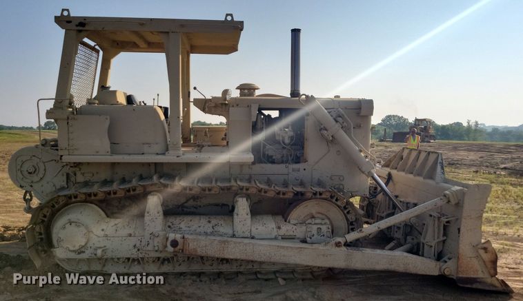 image for item DN4002 Caterpillar D7F  dozer