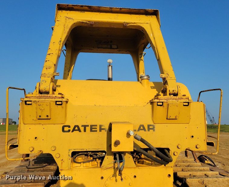 image for item DN4003 1977 Caterpillar D8K  dozer