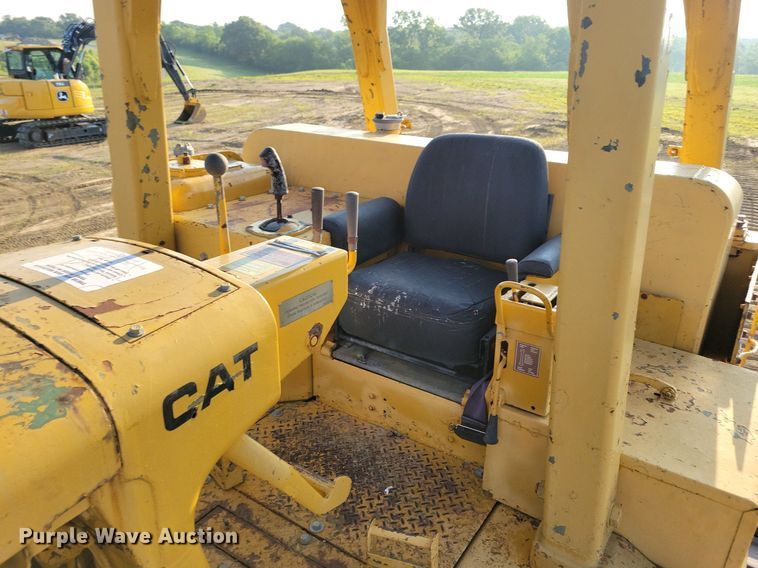 image for item DN4003 1977 Caterpillar D8K  dozer