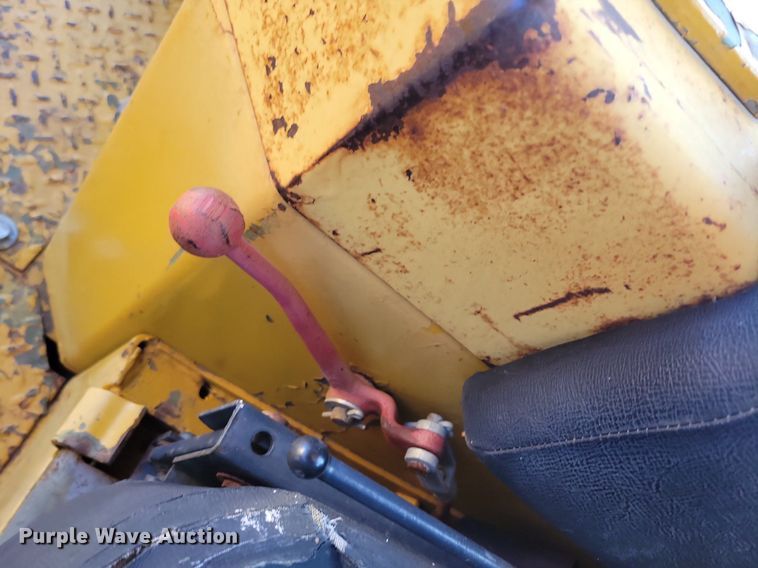 image for item DN4003 1977 Caterpillar D8K  dozer