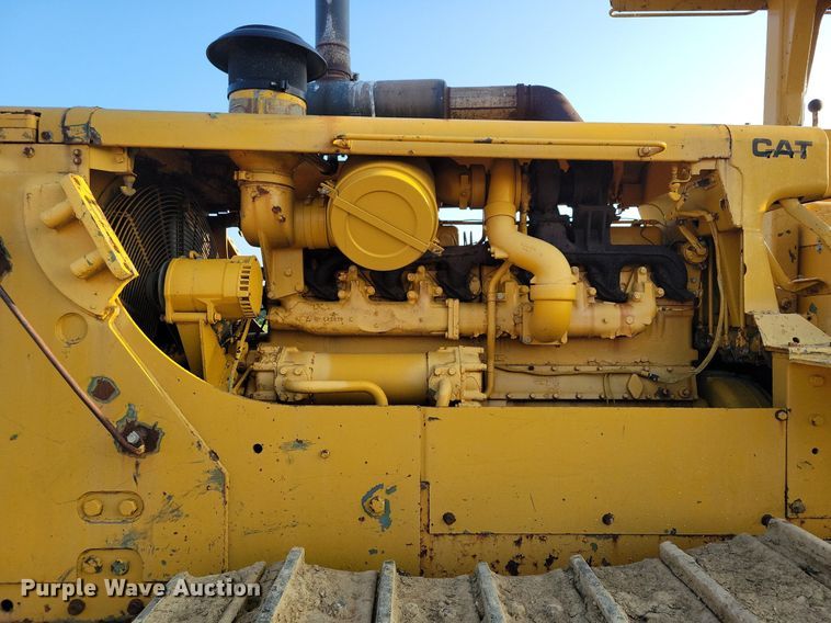 image for item DN4003 1977 Caterpillar D8K  dozer