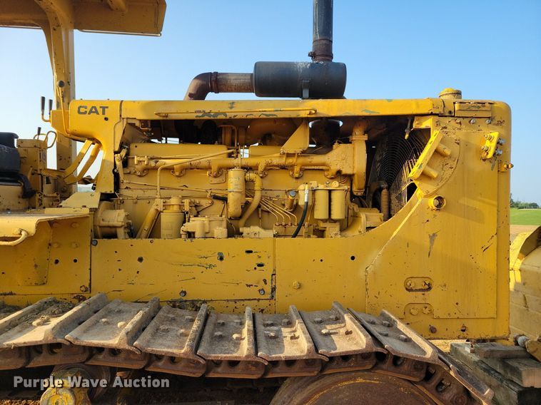 image for item DN4003 1977 Caterpillar D8K  dozer
