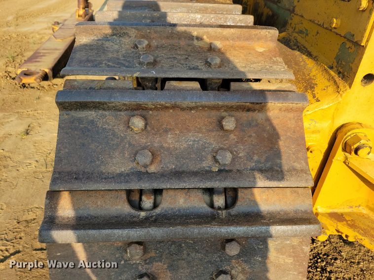 image for item DN4003 1977 Caterpillar D8K  dozer