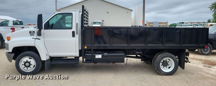 image for item DN6337 2005 Chevrolet C4500  dump flatbed truck