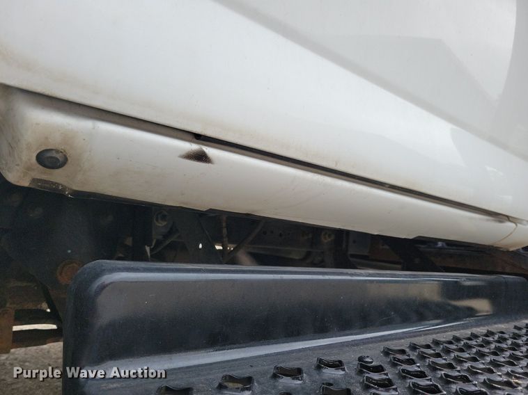 image for item DN6337 2005 Chevrolet C4500  dump flatbed truck