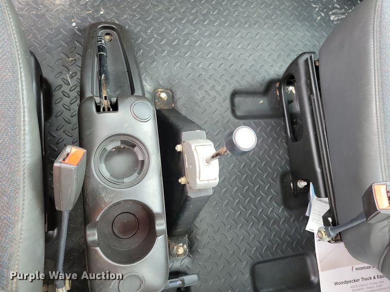 image for item DN6337 2005 Chevrolet C4500  dump flatbed truck