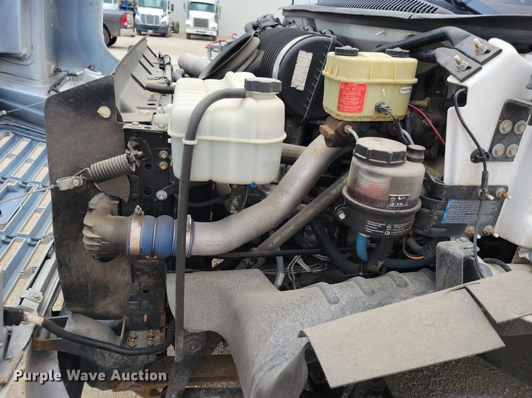 image for item DN6337 2005 Chevrolet C4500  dump flatbed truck