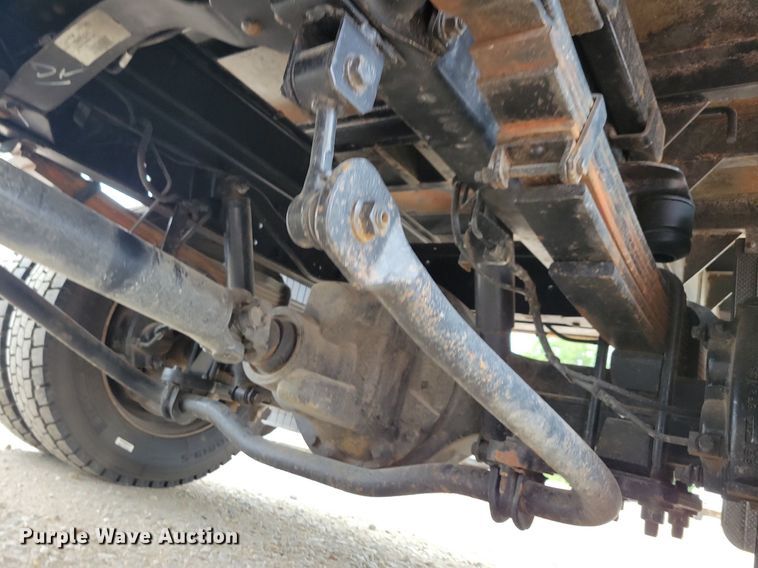 image for item DN6337 2005 Chevrolet C4500  dump flatbed truck