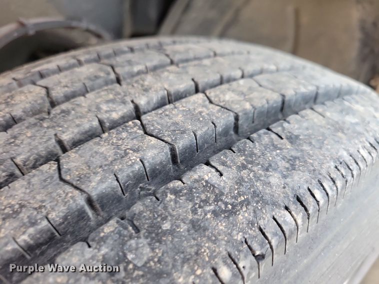 image for item DN6337 2005 Chevrolet C4500  dump flatbed truck