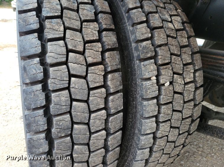 image for item DN6337 2005 Chevrolet C4500  dump flatbed truck