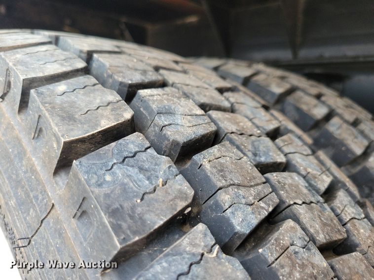 image for item DN6337 2005 Chevrolet C4500  dump flatbed truck