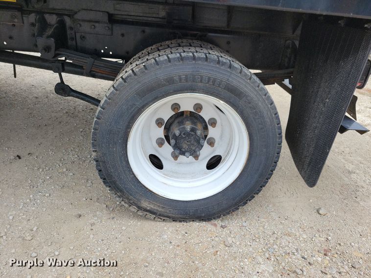 image for item DN6337 2005 Chevrolet C4500  dump flatbed truck