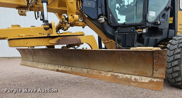 image for item DO2856 2014 Caterpillar 12M2 AWD VHP Plus  motor grader