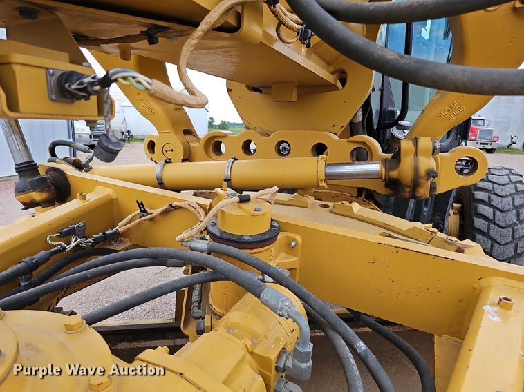 image for item DO2856 2014 Caterpillar 12M2 AWD VHP Plus  motor grader