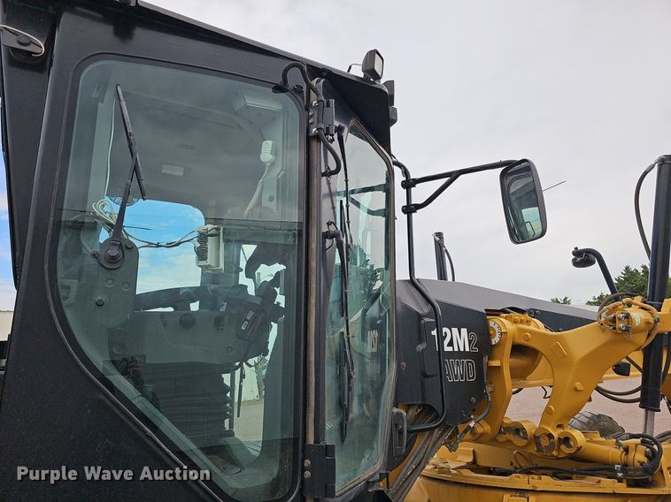 image for item DO2856 2014 Caterpillar 12M2 AWD VHP Plus  motor grader