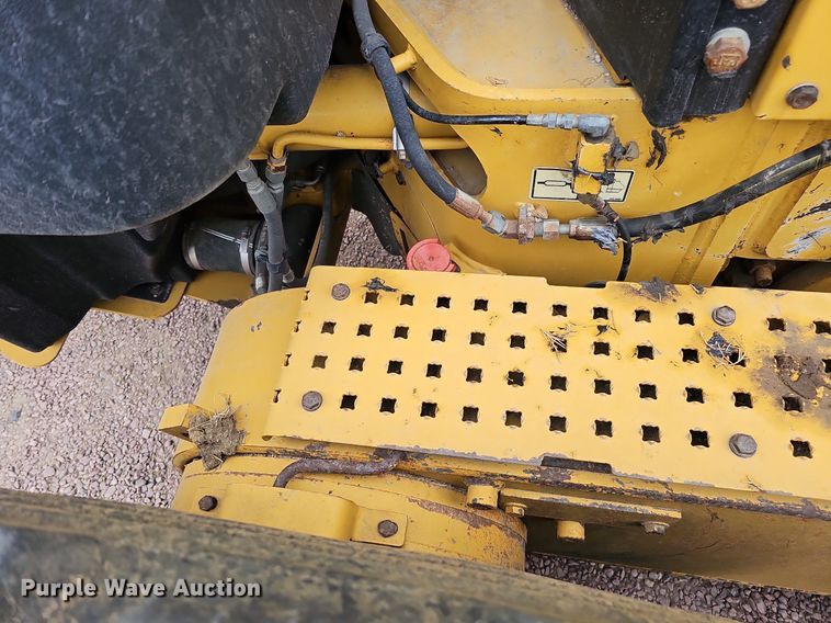 image for item DO2856 2014 Caterpillar 12M2 AWD VHP Plus  motor grader