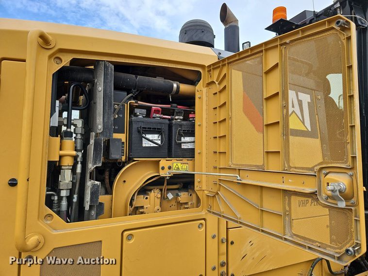 image for item DO2856 2014 Caterpillar 12M2 AWD VHP Plus  motor grader