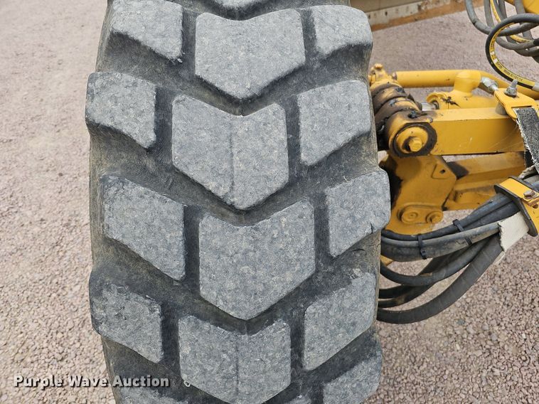 image for item DO2856 2014 Caterpillar 12M2 AWD VHP Plus  motor grader