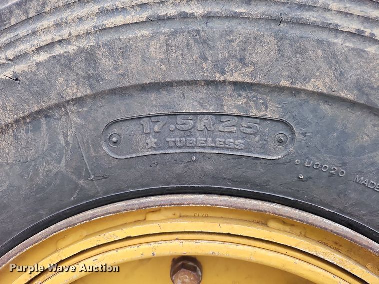 image for item DO2856 2014 Caterpillar 12M2 AWD VHP Plus  motor grader