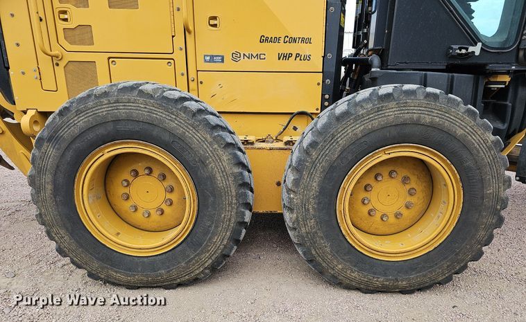 image for item DO2856 2014 Caterpillar 12M2 AWD VHP Plus  motor grader