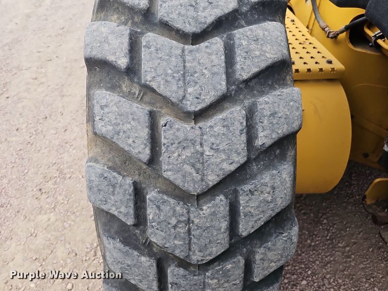 image for item DO2856 2014 Caterpillar 12M2 AWD VHP Plus  motor grader