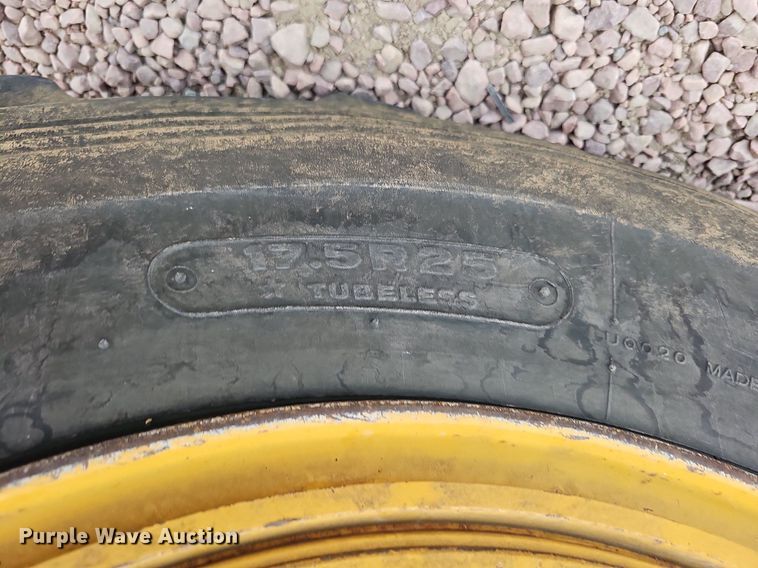 image for item DO2856 2014 Caterpillar 12M2 AWD VHP Plus  motor grader