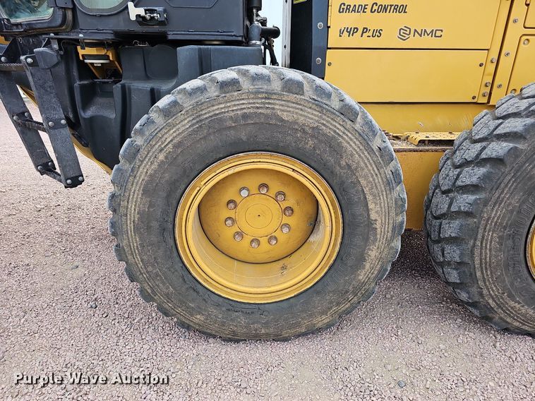 image for item DO2856 2014 Caterpillar 12M2 AWD VHP Plus  motor grader