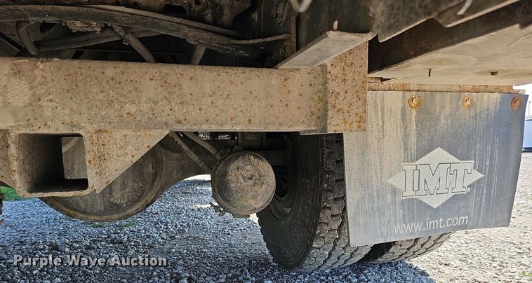 image for item DO2859 1998 Freightliner FL70  utility / service truck