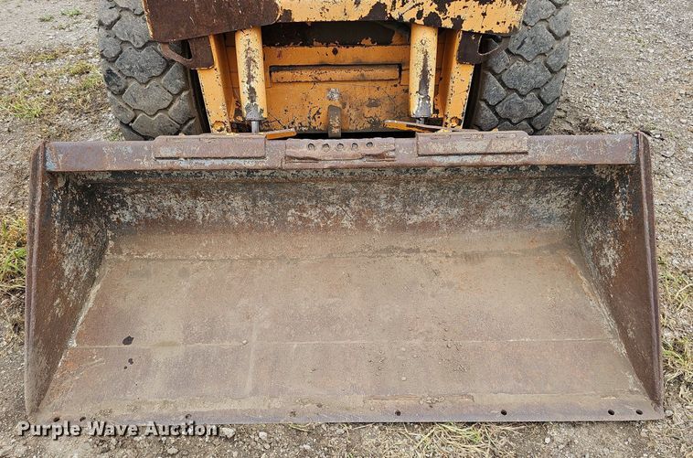 image for item DO2890 1996 Mustang 2060  skid steer loader